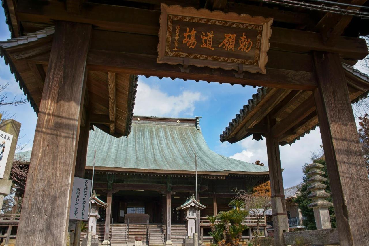 Oyo Hotel Exsaison Sugamo Tokio Buitenkant foto