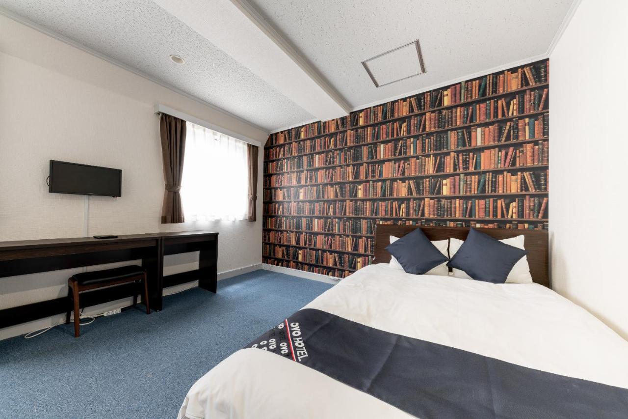 Oyo Hotel Exsaison Sugamo Tokio Buitenkant foto