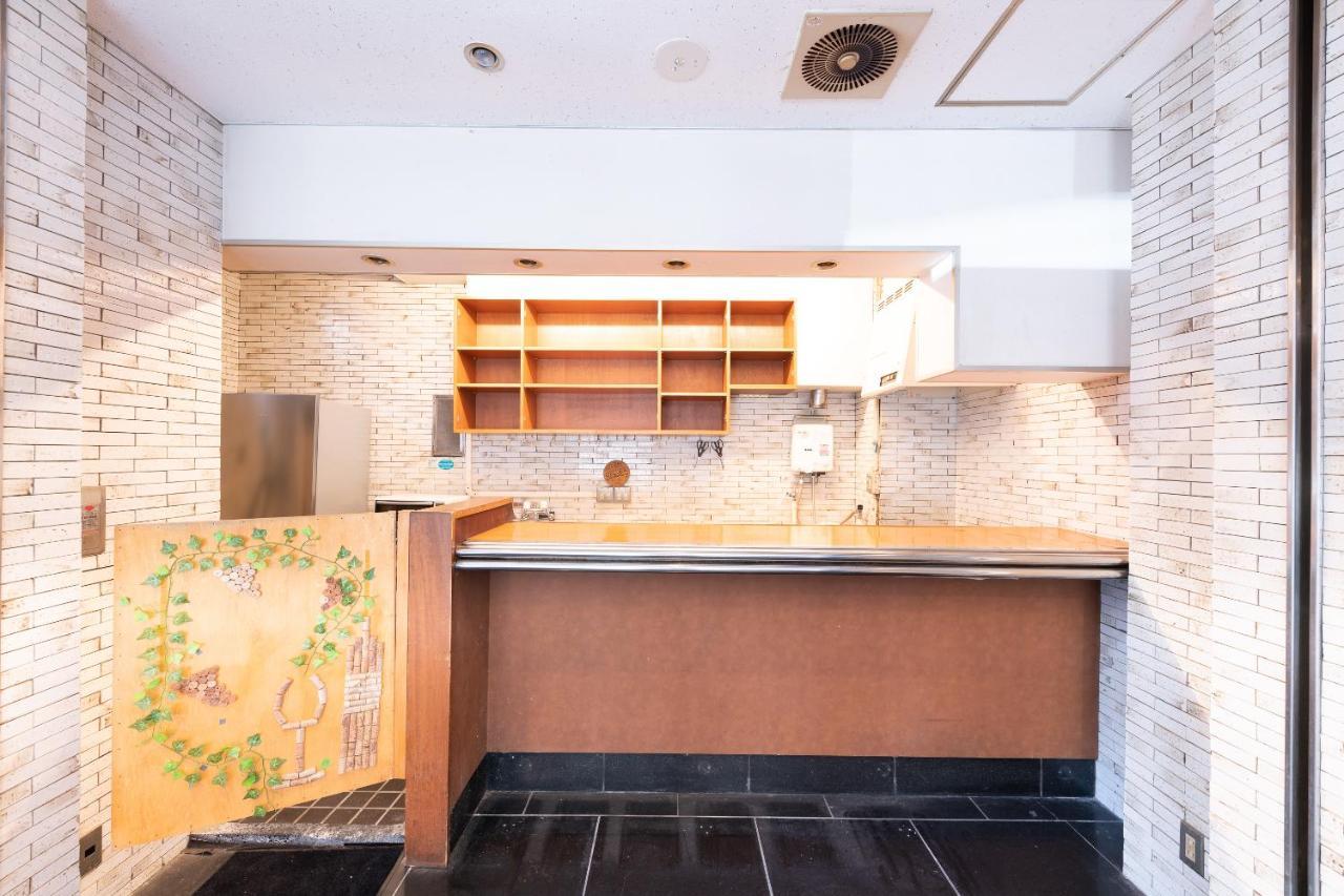 Oyo Hotel Exsaison Sugamo Tokio Buitenkant foto