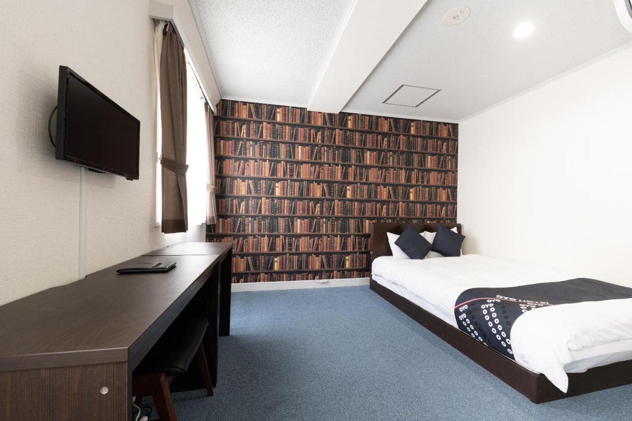 Oyo Hotel Exsaison Sugamo Tokio Buitenkant foto