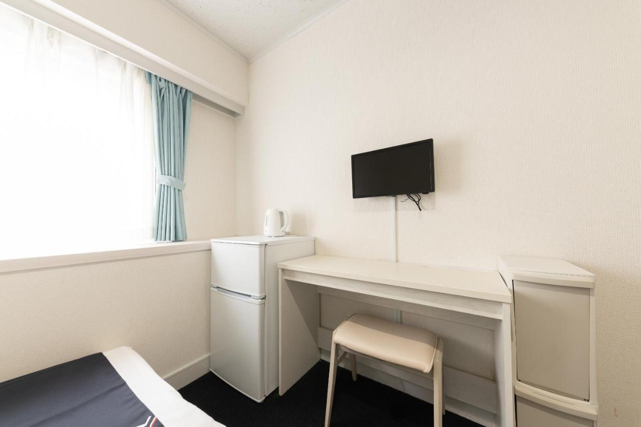 Oyo Hotel Exsaison Sugamo Tokio Buitenkant foto