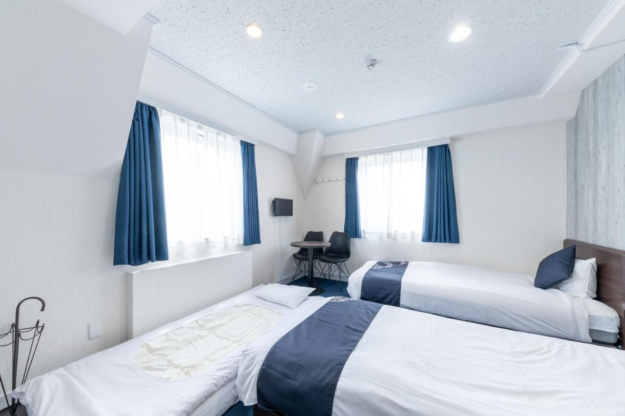 Oyo Hotel Exsaison Sugamo Tokio Buitenkant foto